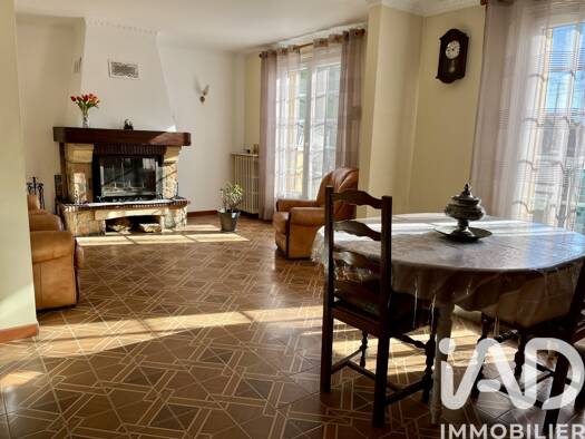 Maison à vendre 334 000 € 5 pièces 3 chambres 100 m² 415 m² de terrain Les Ecouardes Taverny 95150