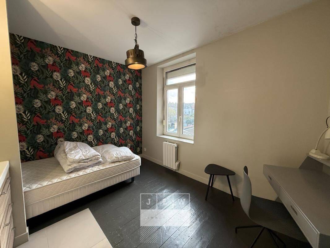 1 pièce 13 m² · à Lille · 13 m² · 550 €