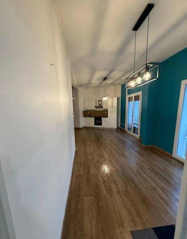 Appartement 2 pièces 44 m² · à Marseille 2ème Arrondissement · 44 m² · 1 050 €/mois