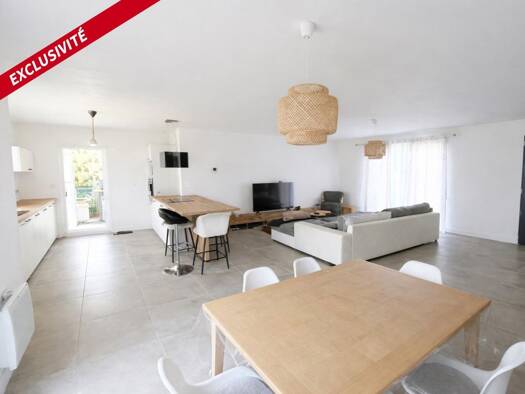 Maison de plain-pied à vendre 259 500 € 4 pièces 3 chambres 100 m² 586 m² de terrain Saint-Barthélemy 56150