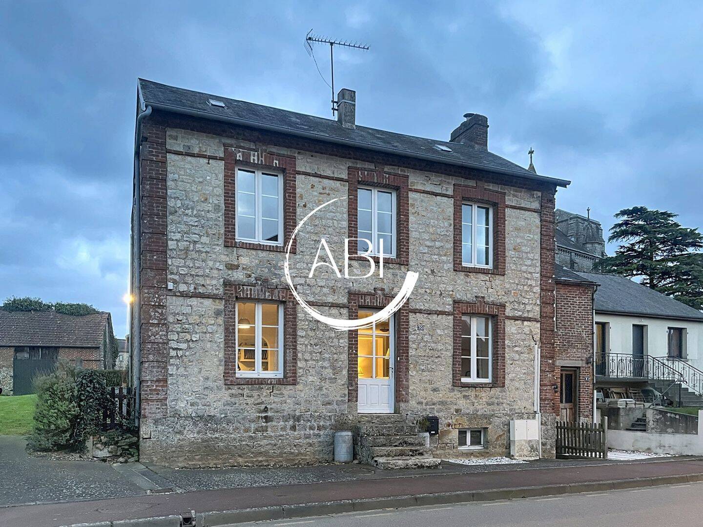 Maison 5 pièces 92 m² · à Perrou · 92 m² · 108 000 €