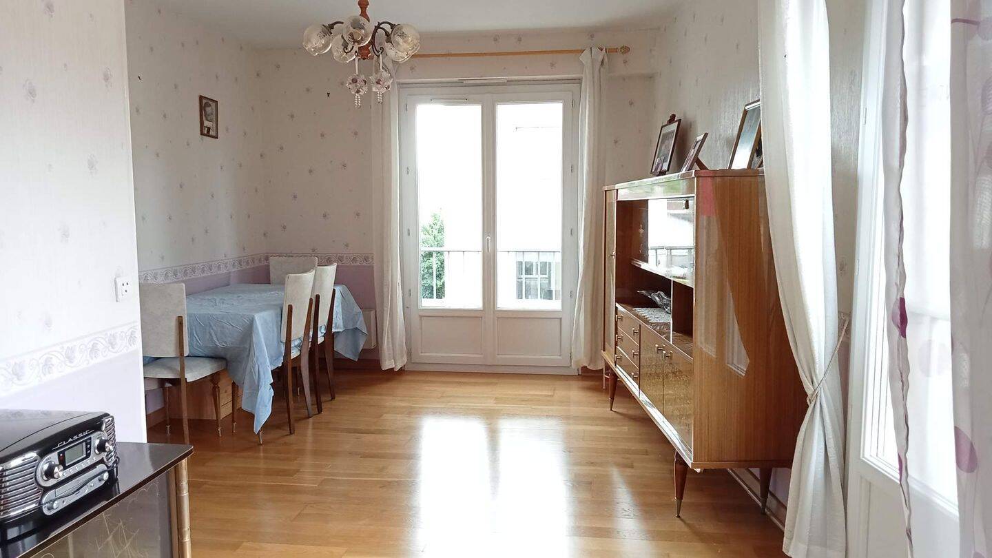 Appartement 3 pièces 74 m² · à Lisieux · 74 m² · 168 800 €