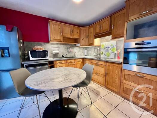 Appartement à louer 1 060 € 3 pièces 2 chambres 64,7 m² 2ème étage Saint-Pierre-en-Faucigny 74800