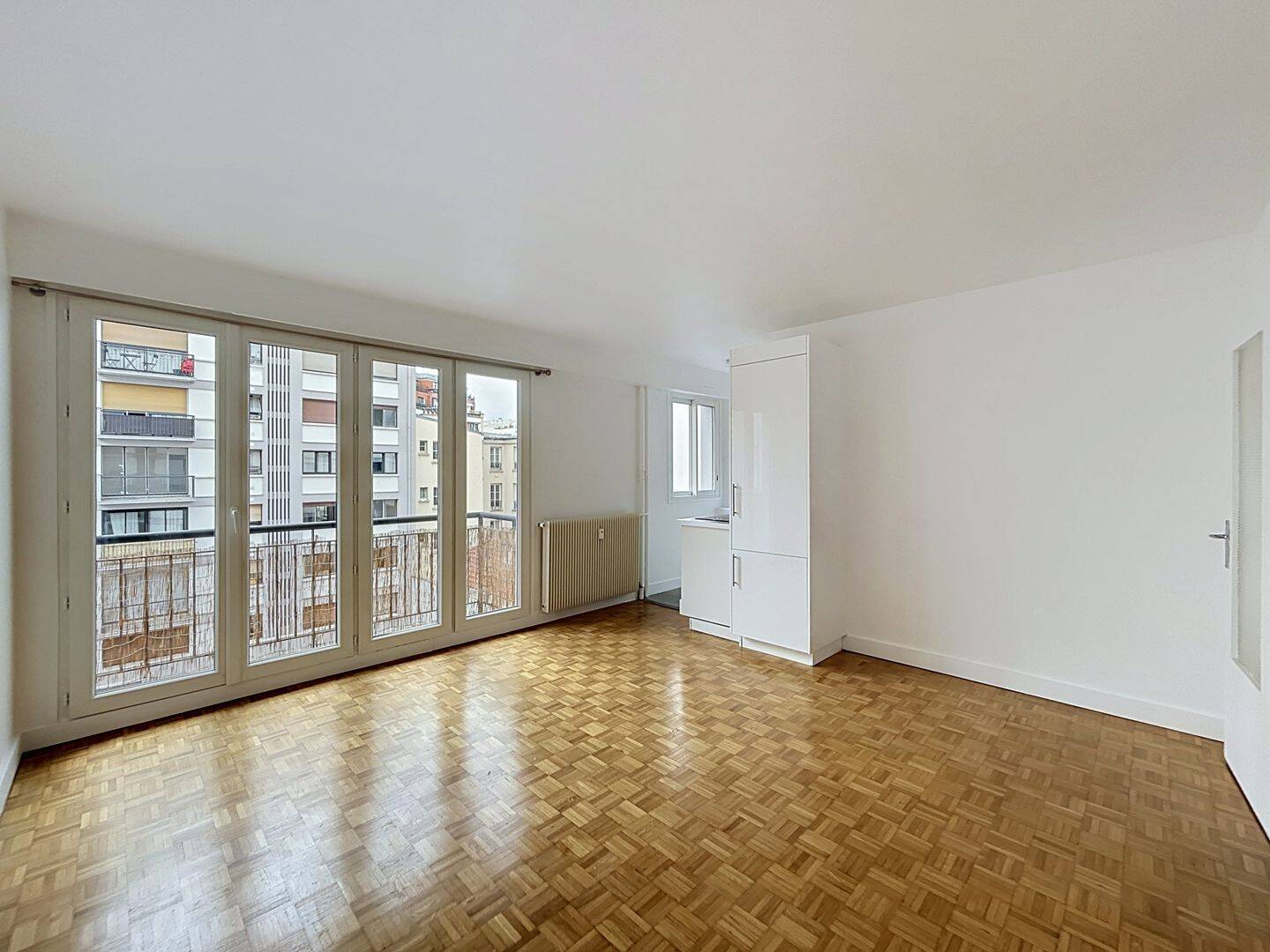 Appartement 1 pièce 25 m² · à Paris 15ème Arrondissement · 24,8 m² · 930 €/mois