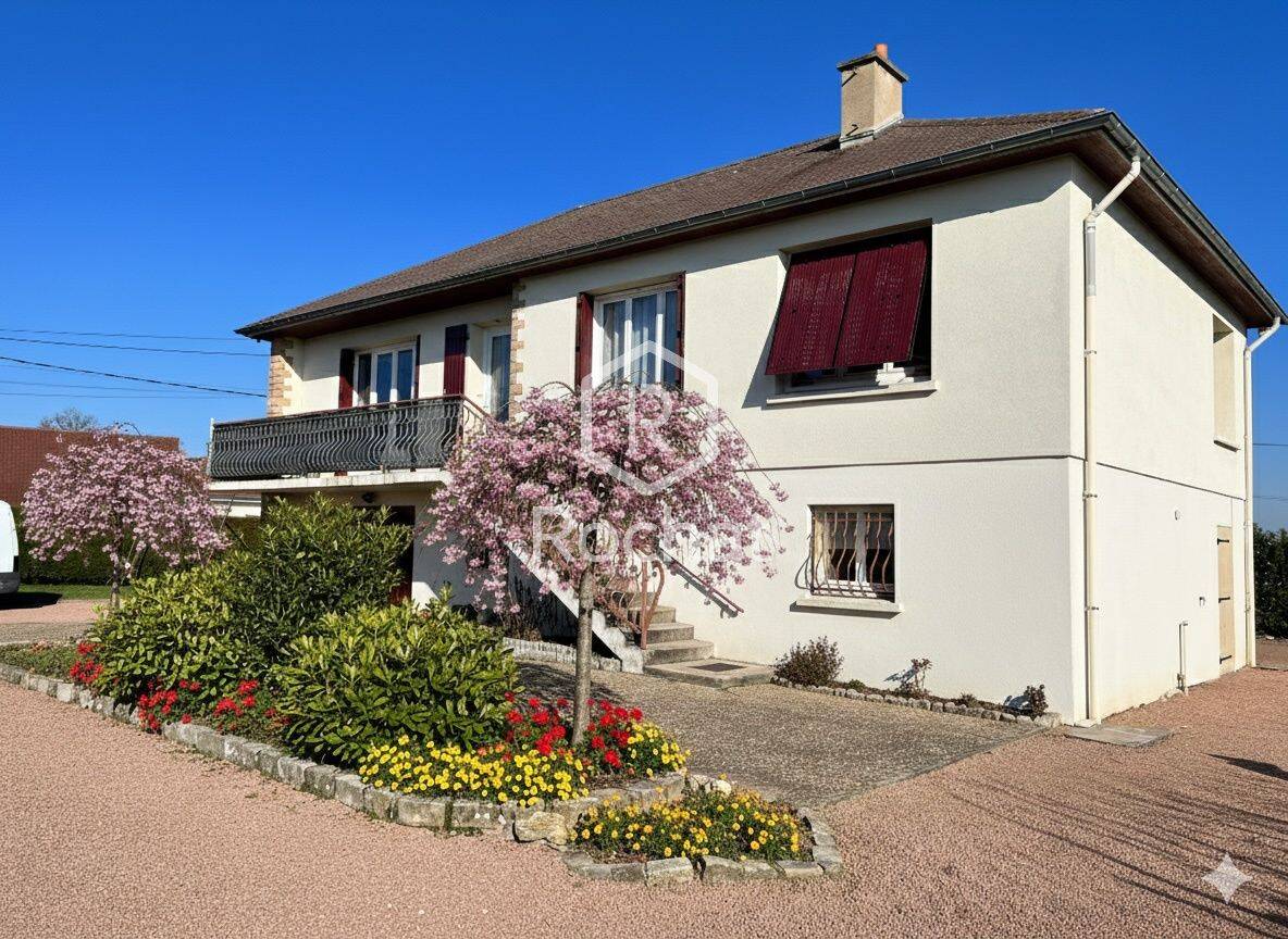 Maison 4 pièces 95 m² · à Volesvres · 95 m² · 160 000 €