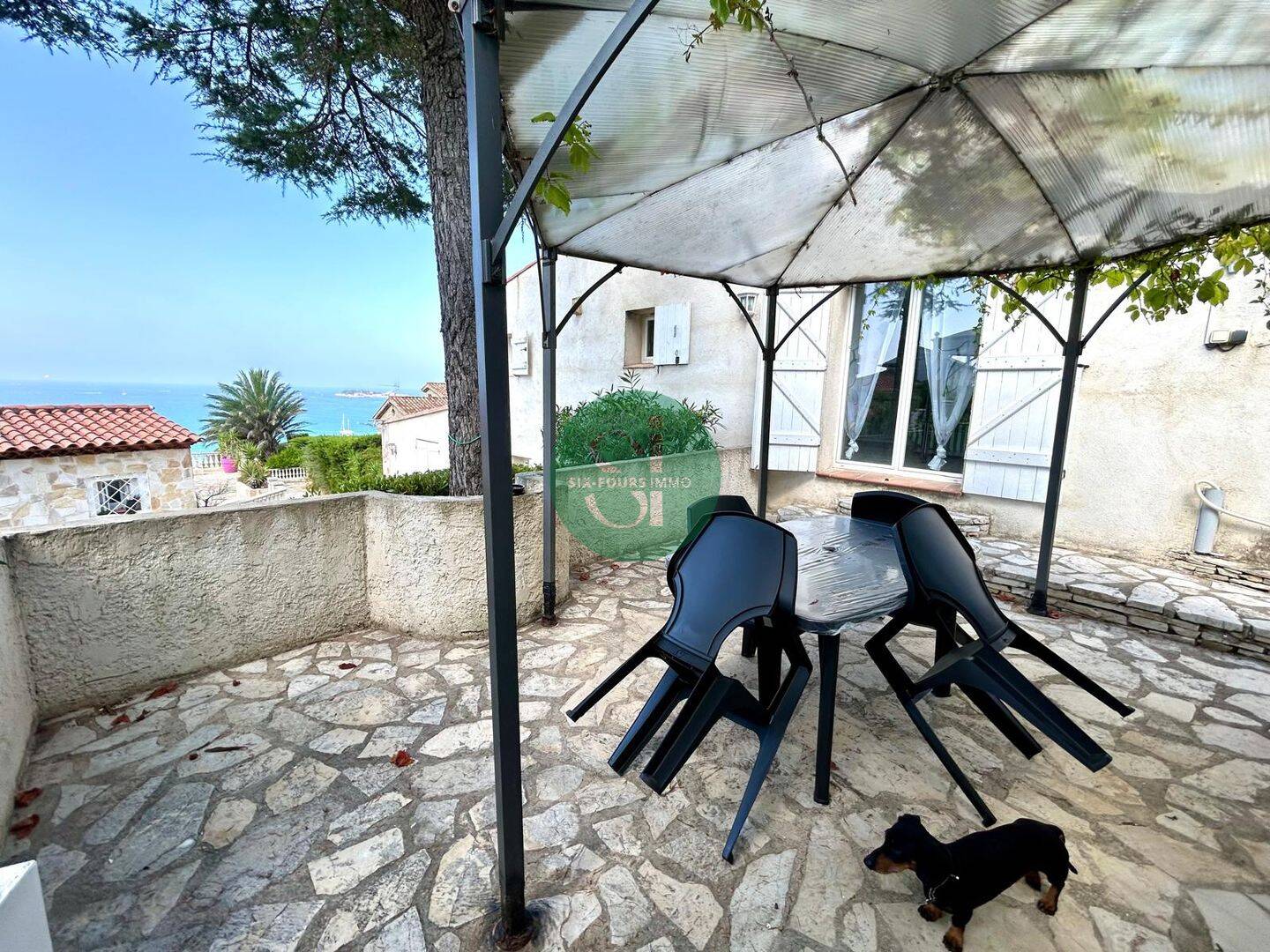 Appartement 2 pièces 34 m² · à Sanary-sur-Mer · 33,5 m² · 1 035 €/mois