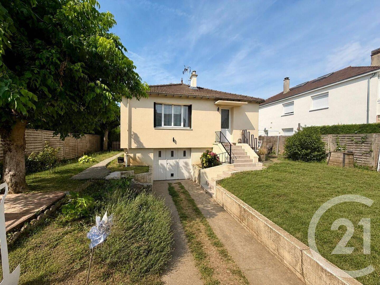 Maison 4 pièces 95 m² · à Saint-Mard · 95 m² · 309 000 €