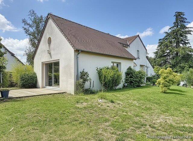 Maison 1 pièce 173 m² · à Montlouis-sur-Loire · 173 m² · 343 000 €