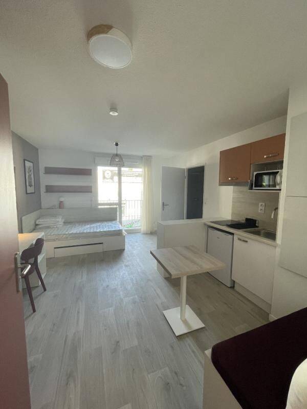 Appartement 1 pièce 22 m² · à Rochefort · 22 m² · 543 €