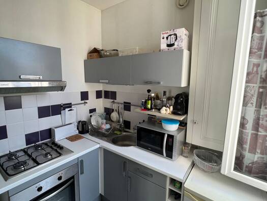 Appartement à louer 650 € 2 pièces 1 chambre 41 m² Étage 1/2 Lakanal-Strasbourg Tours 37000