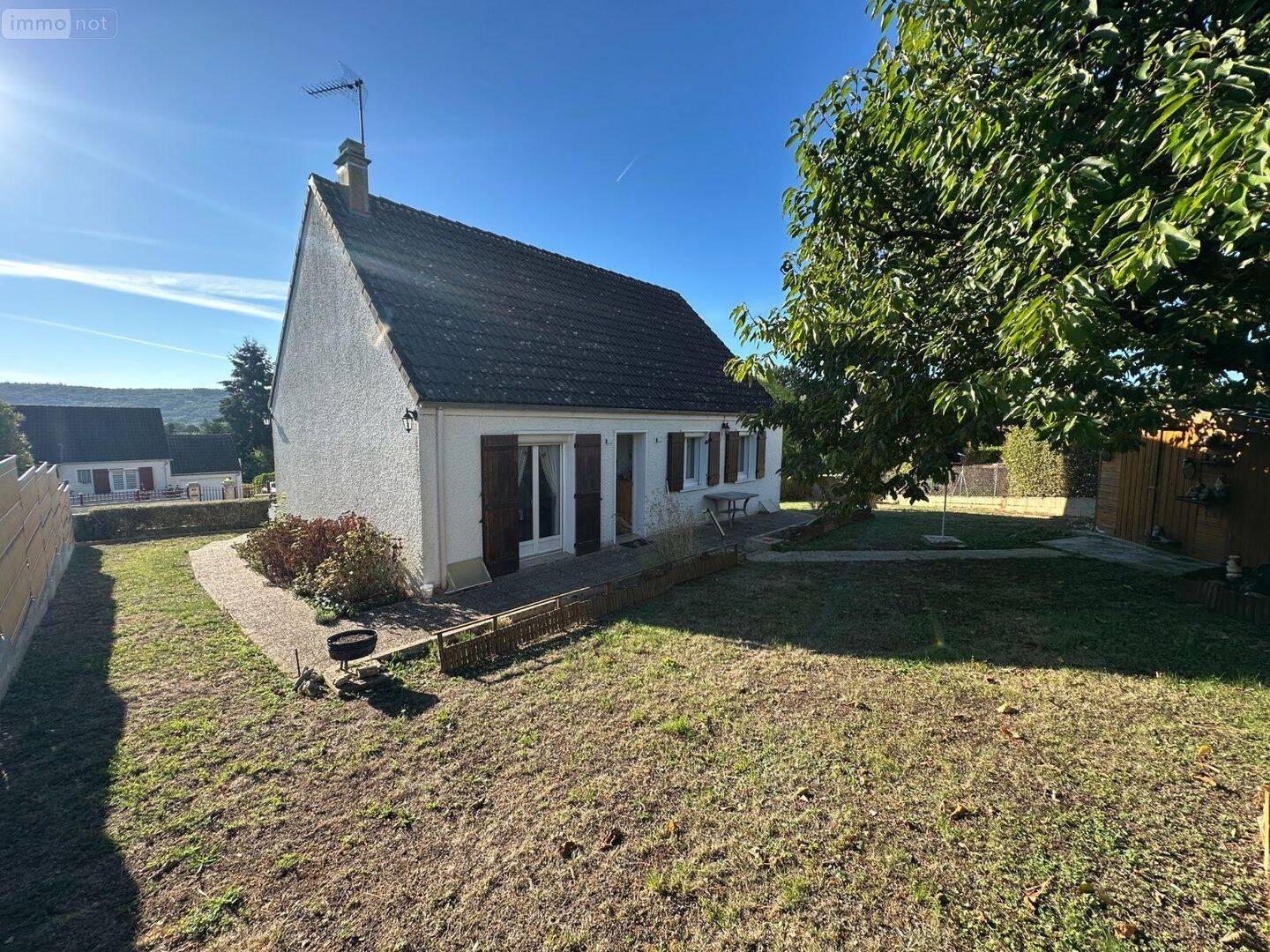 Maison 3 pièces 73 m² · à Saint-Julien-du-Sault · 73 m² · 131 000 €