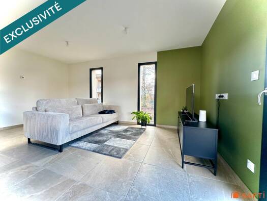 Maison de plain-pied à vendre 244 900 € 3 pièces 2 chambres 79 m² 569 m² de terrain Peschadoires 63920