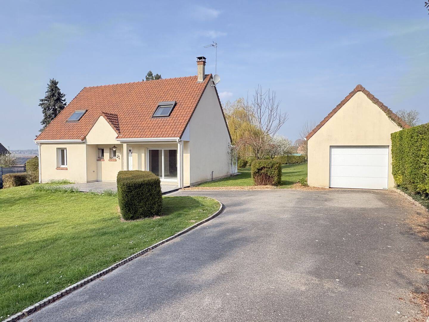 Maison 5 pièces 140 m² · à Nampty · 140 m² · 332 000 €