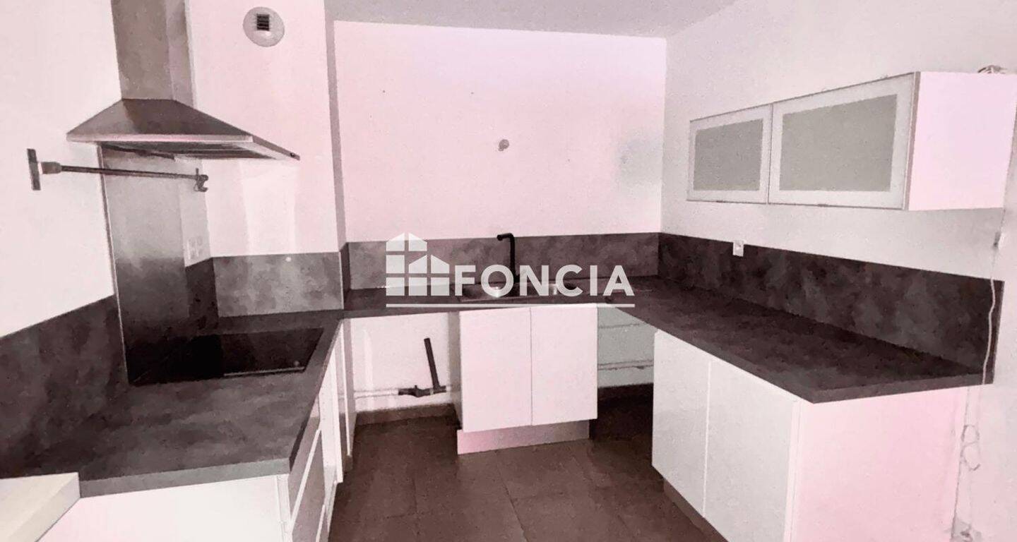 Appartement 3 pièces 60 m² · à Saint-Étienne · 60 m² · 755 €/mois