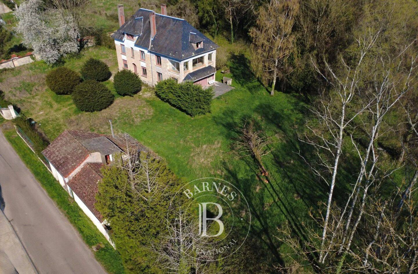 Maison 17 pièces 259 m² · à Avallon · 258,6 m² · 358 704 €