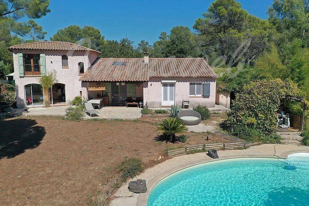Maison 5 pièces 185 m² · à Fayence · 185 m² · 649 000 €