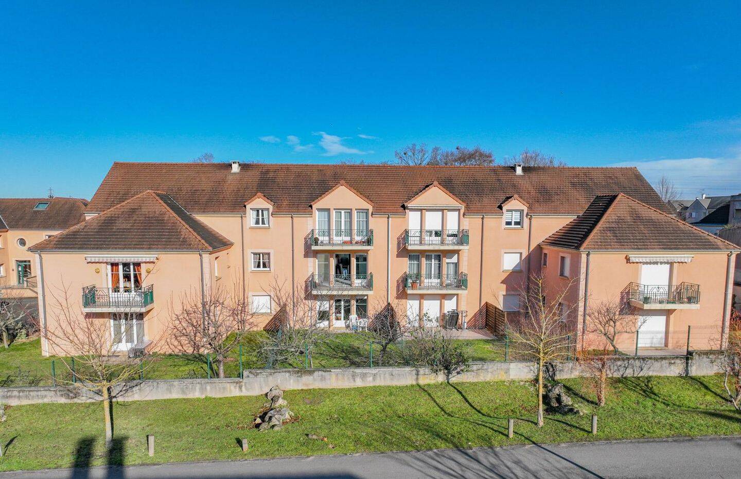 Appartement 2 pièces 64 m² · à Villemandeur · 64 m² · 700 €