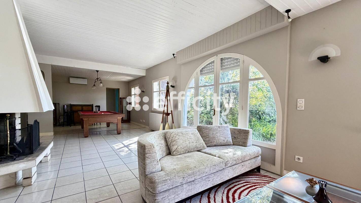 Maison 7 pièces 225 m² · à Gujan-Mestras · 225 m² · 770 000 €