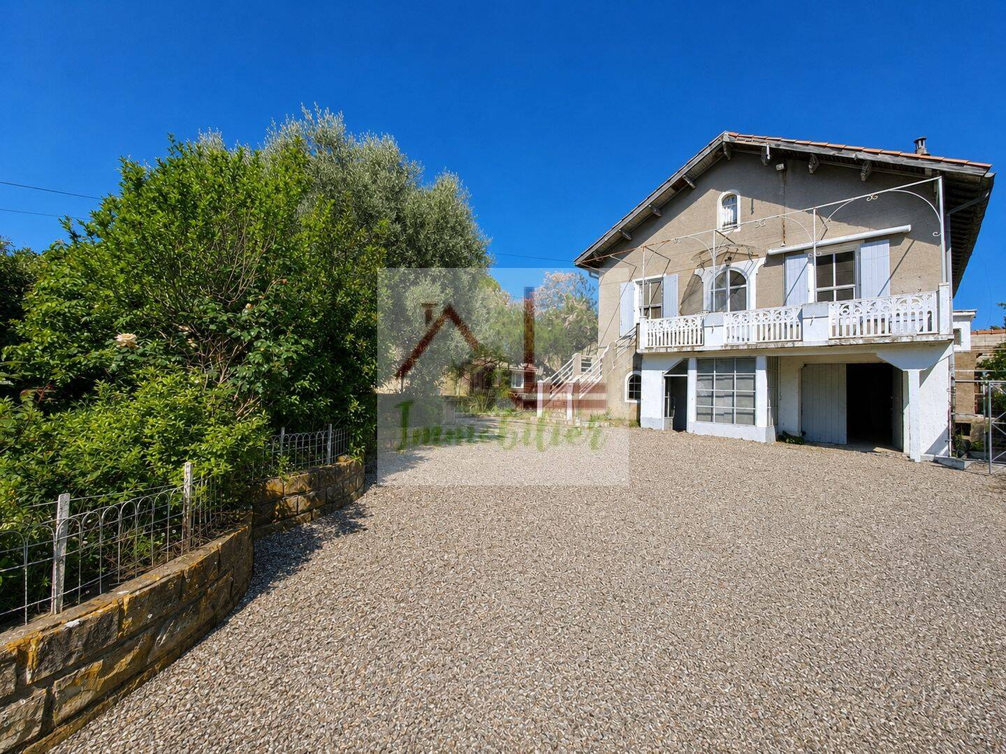 Maison 5 pièces 97 m² · à Saint-Geniès-de-Malgoirès · 97 m² · 231 000 €