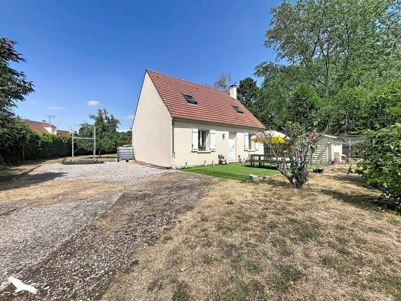 Maison 4 pièces 96 m² · à Fleury · 96 m² · 257 000 €