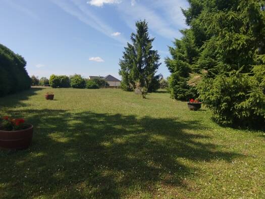 Terrain constructible à vendre 99 900 € 5 690 m² de terrain Beauce la Romaine 41240