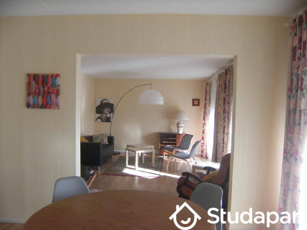 Appartement 5 pièces 97 m² · à Talence · 97 m² · 1 440 €