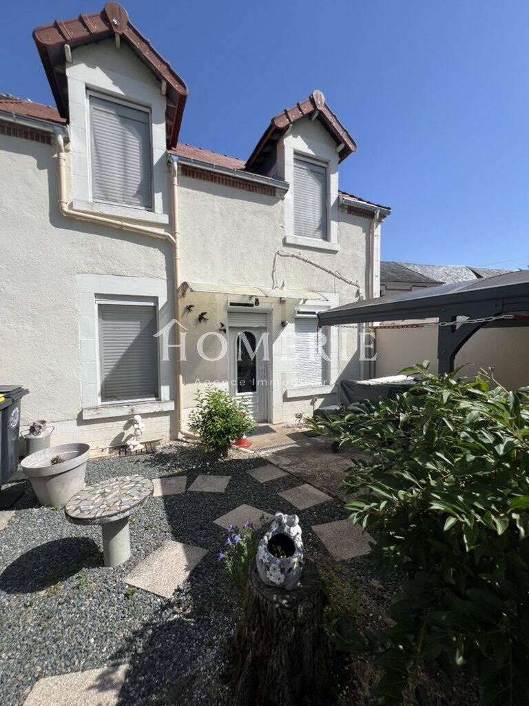 Maison 4 pièces 69 m² · à Veaugues · 68,7 m² · 92 000 €