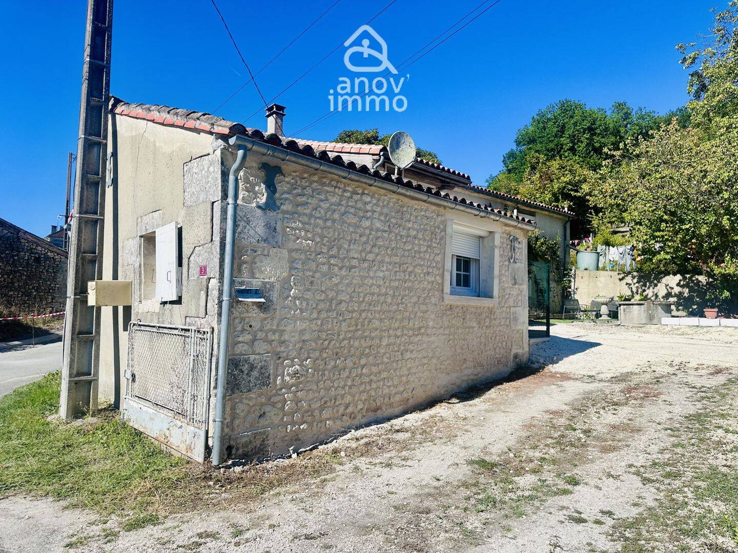 Maison 2 pièces 22 m² · à Châteauneuf-sur-Charente · 22,4 m² · 370 €/mois
