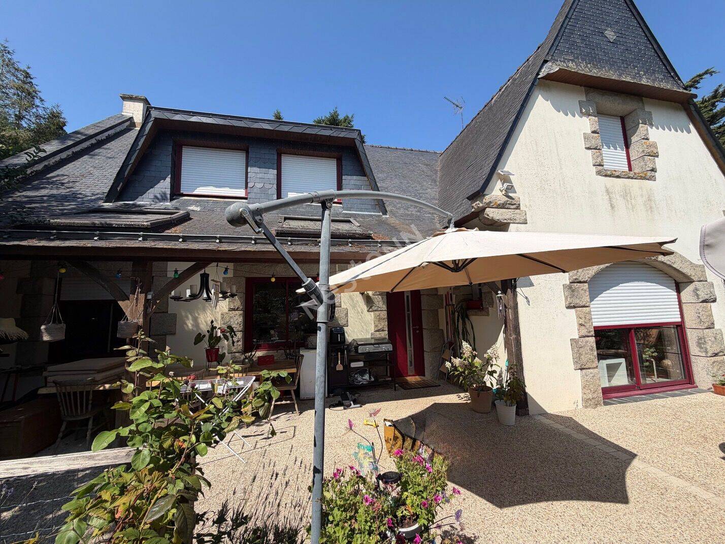 Maison 7 pièces 200 m² · à Val d'Oust · 200 m² · 365 750 €