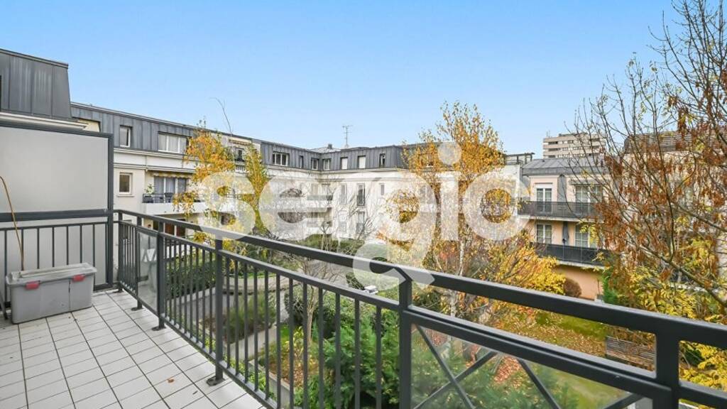 Appartement à vendre 460 000 € 4 pièces 2 chambres 81 m² Étage 2/2 Chemin de l'île Nanterre 92000