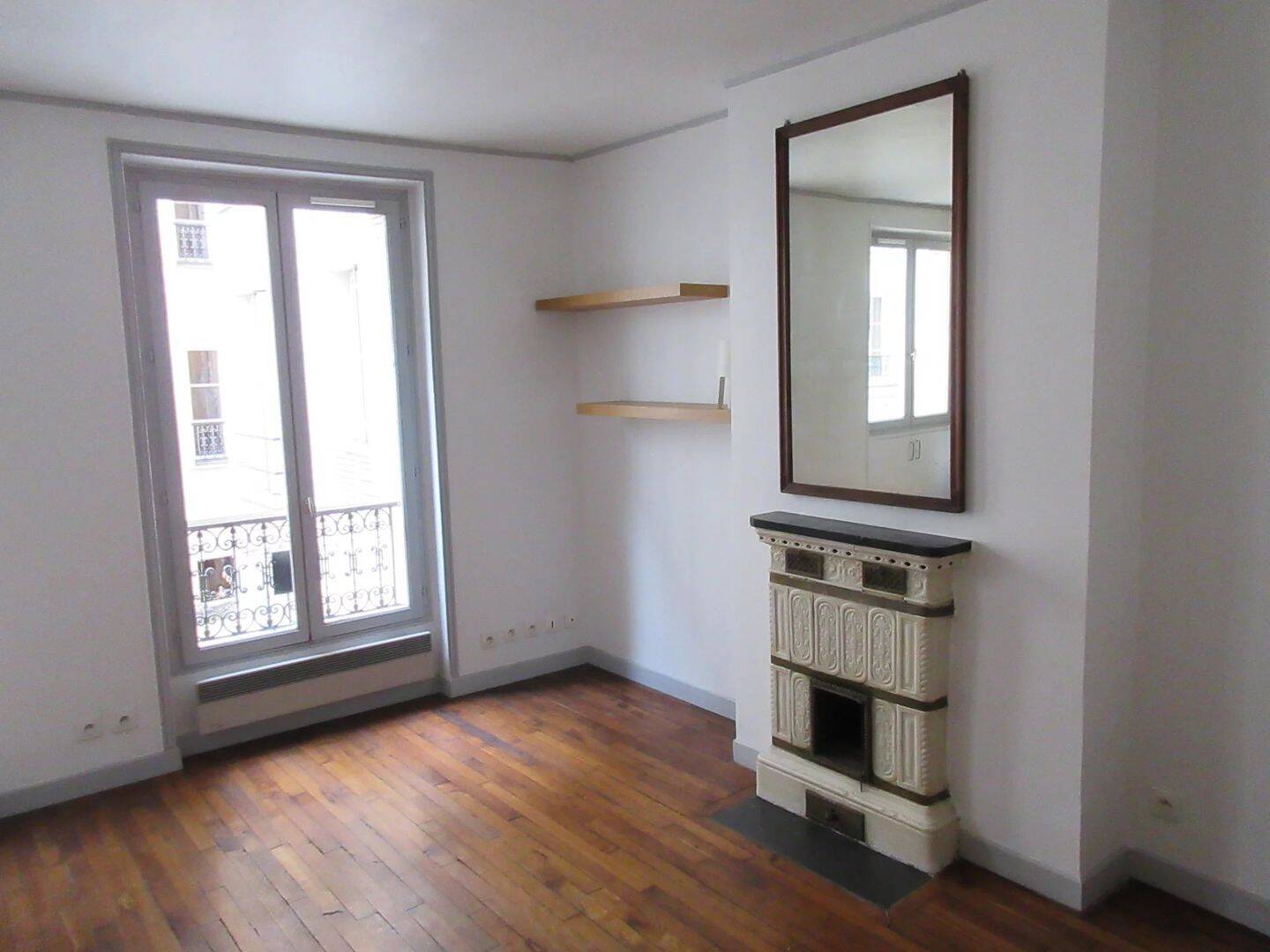 Appartement 2 pièces 34 m² · à Paris 10ème Arrondissement · 34 m² · 1 260 €/mois