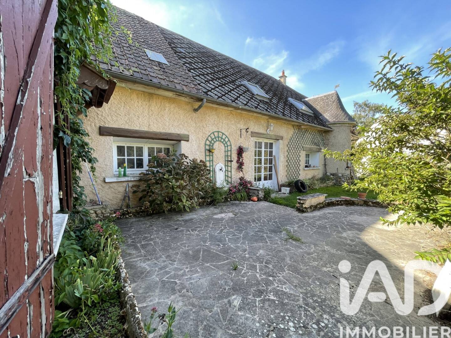 Maison 5 pièces 139 m² · à Saint-Arnoult-des-Bois · 139 m² · 125 000 €