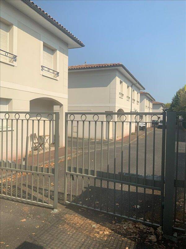 Maison 5 pièces 108 m² · à Pessac · 108 m² · 2 200 €/mois