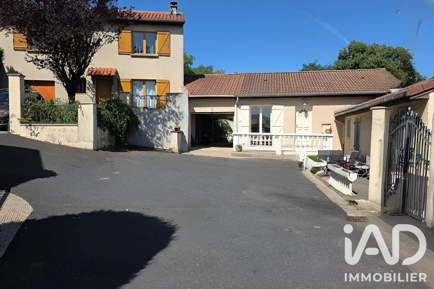 Maison 6 pièces 109 m² · à Saint-Étienne · 109,3 m² · 189 000 €