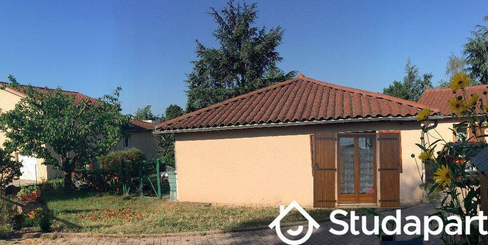 Appartement 1 pièce 12 m² · à Sainte-Consorce · 12 m² · 700 €