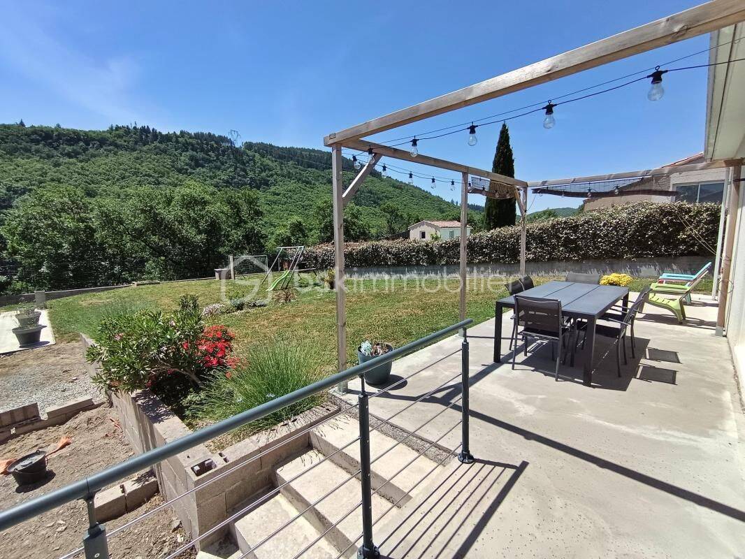 Maison 4 pièces 96 m² · à Courniou · 96 m² · 210 000 €