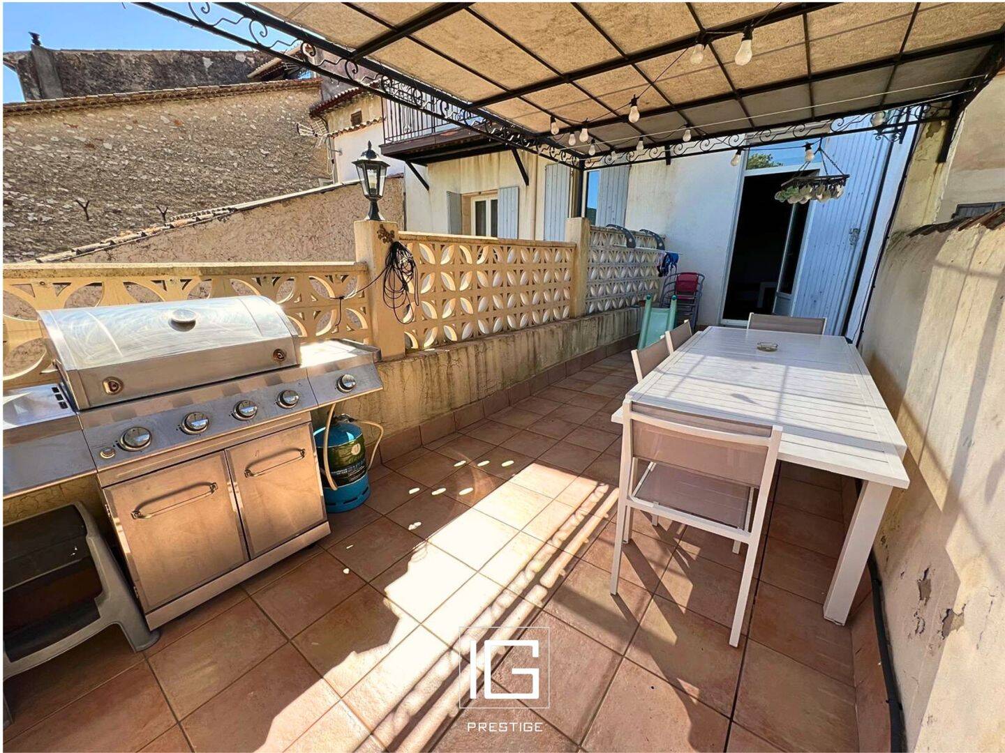 Appartement 4 pièces 106 m² · à Signes · 106 m² · 245 000 €