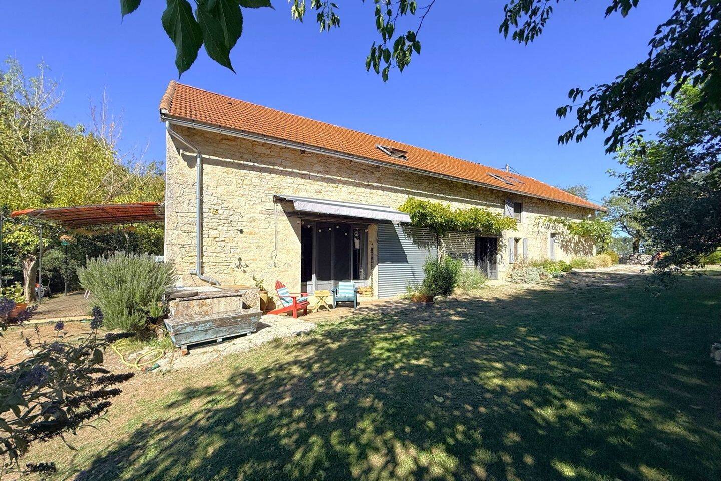 Maison 7 pièces 240 m² · à Gourdon · 240 m² · 420 000 €