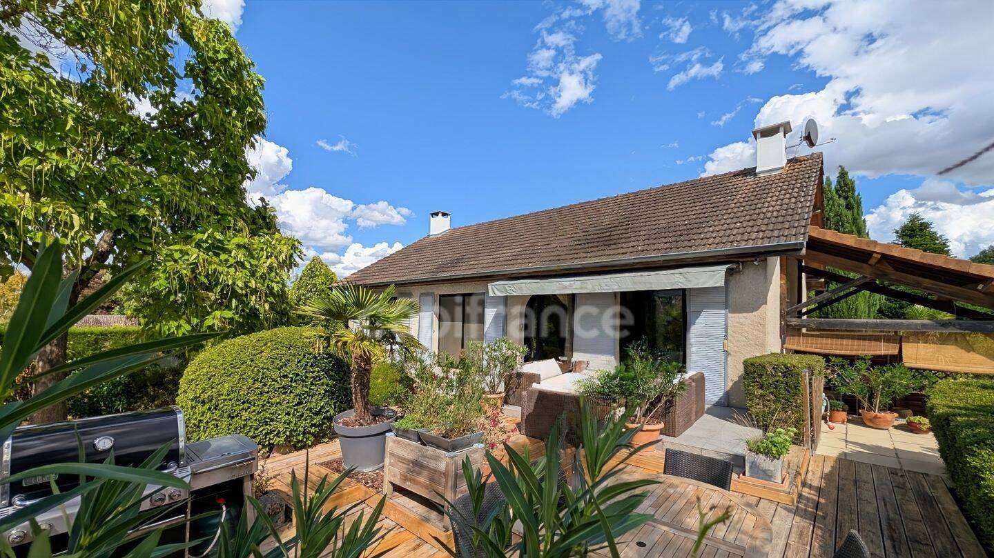 Maison 6 pièces 149 m² · à La Charmée · 149 m² · 383 000 €