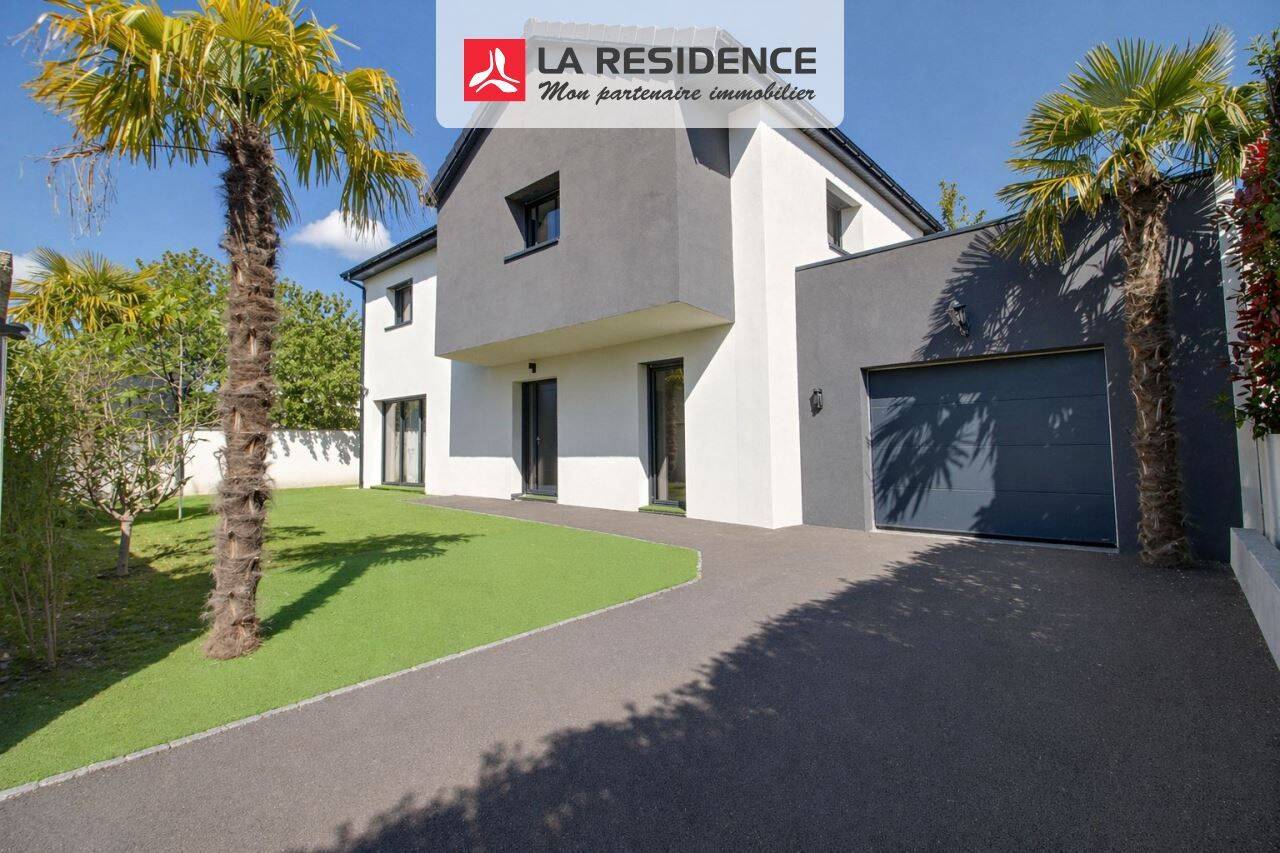 Maison 6 pièces 122 m² · à Saint-Étienne-du-Rouvray · 122 m² · 320 000 €