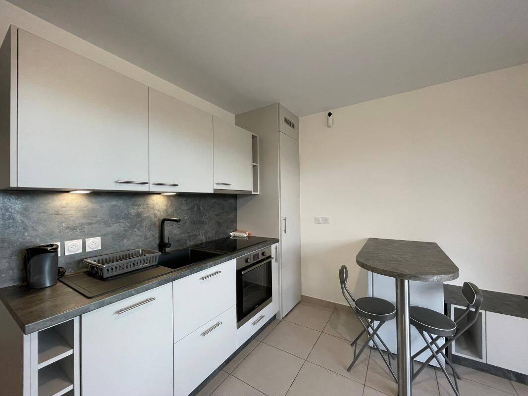 Appartement 1 pièce 23 m² · à Annemasse · 23 m² · 880 €/mois