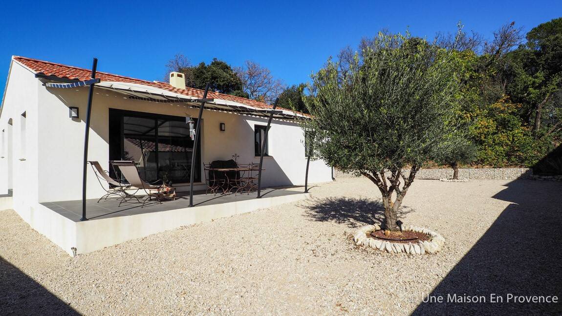 Maison 6 pièces 115 m² · à Tavel · 115 m² · 399 000 €