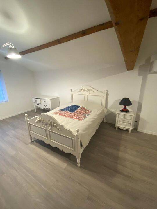 Appartement 4 pièces 140 m² · à Albi · 140 m² · 1 050 €
