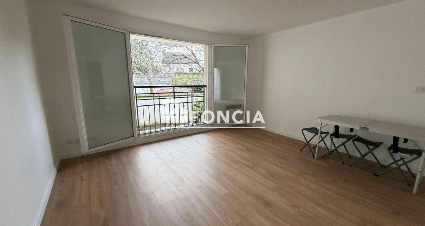 Appartement 3 pièces 63 m² · à La Queue-en-Brie · 62,8 m² · 1 090 €/mois