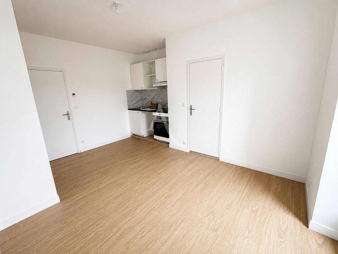 Appartement 2 pièces 27 m² · à Saint-Nazaire · 27,3 m² · 410 €