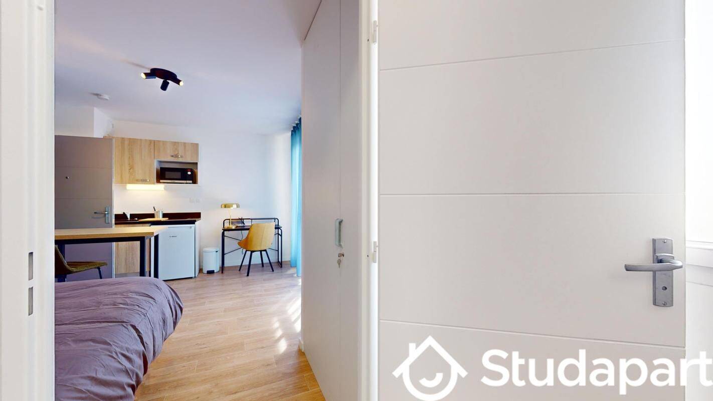 1 pièce 20 m² · à Clermont-Ferrand · 20 m² · 690 €