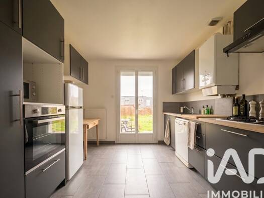 Maison de plain-pied à vendre 209 000 € 3 pièces 2 chambres 68 m² 446 m² de terrain Le Bourg Montoir-de-Bretagne 44550