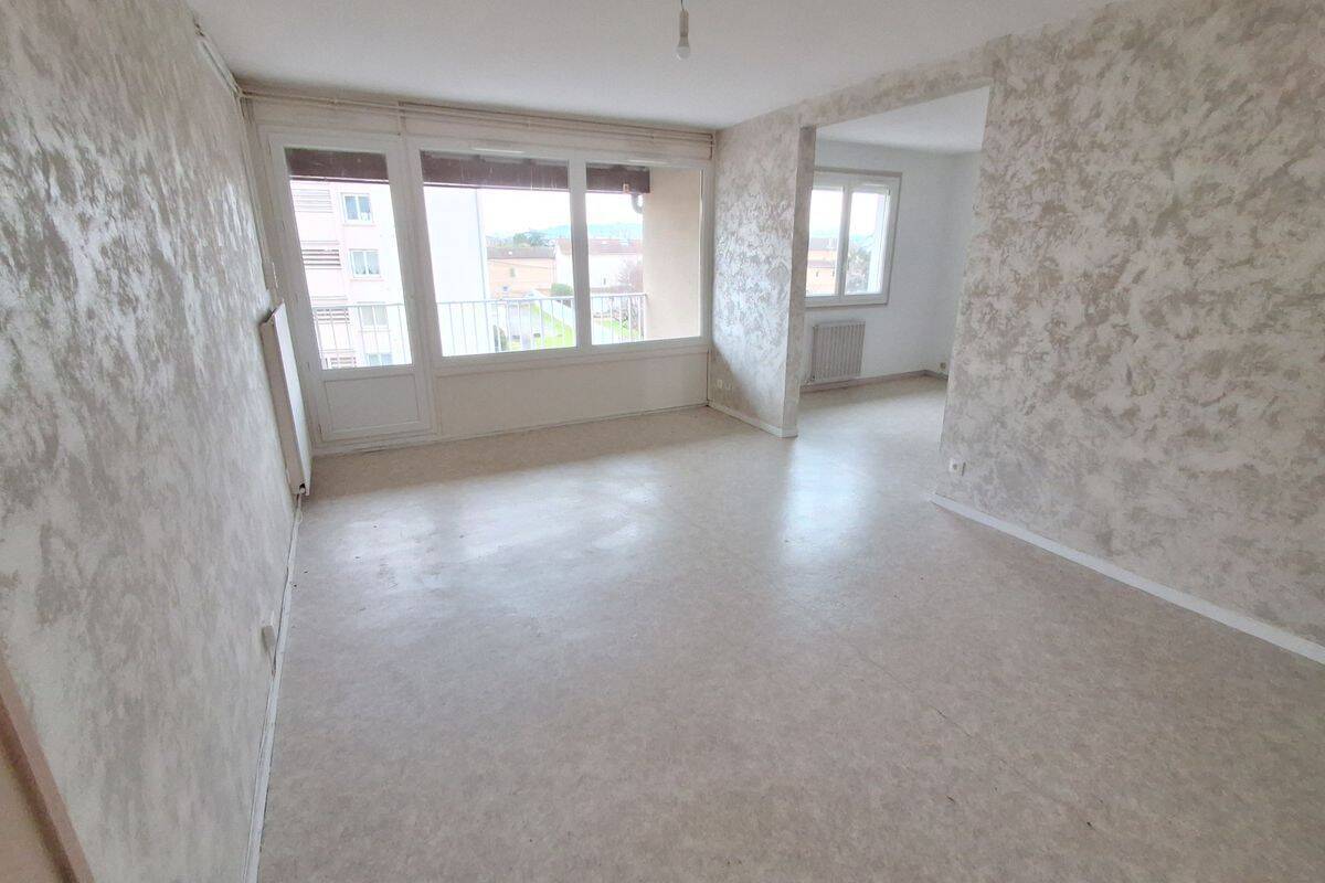 Appartement 4 pièces 77 m² · à Villefranche-sur-Saône · 77 m² · 126 000 €