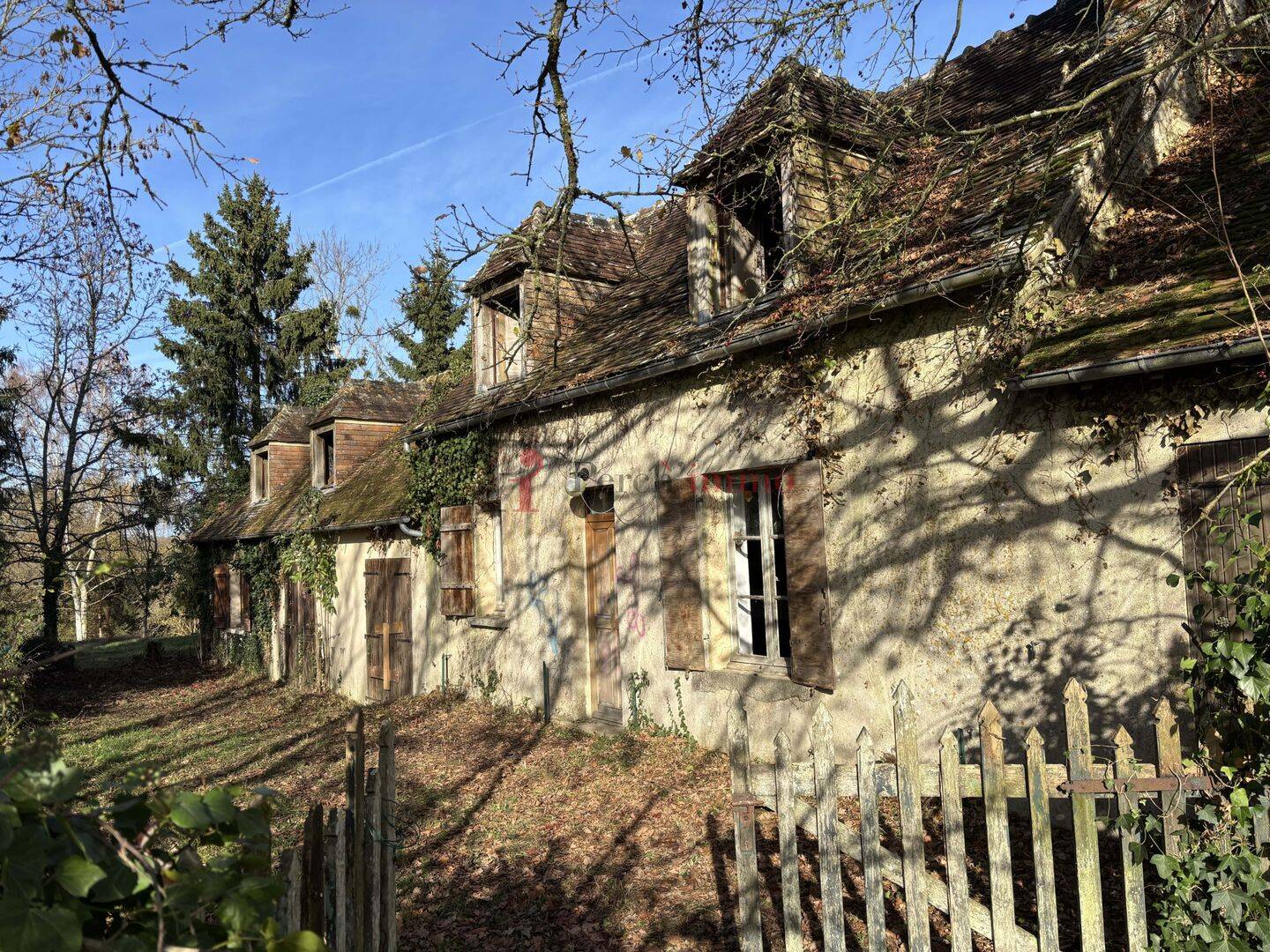 Maison 7 pièces 240 m² · à Le Mêle-sur-Sarthe · 240 m² · 159 200 €