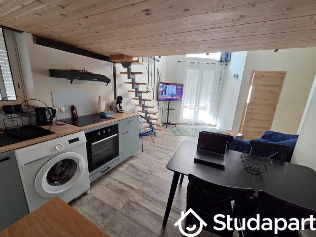 1 pièce 9 m² · à Toulon · 9 m² · 495 €